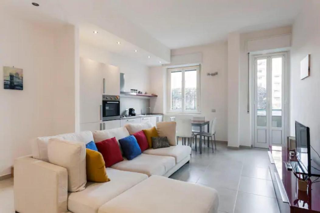 Loreto & Stazione Centrale Cozy Apartment Milan Bagian luar foto